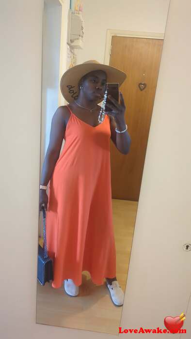 Aishat1997 French Woman from Rodez