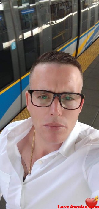 Hotwhiteguy Canadian Man from Vancouver