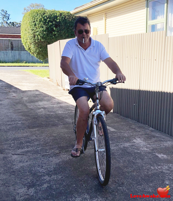 SetTheHook Australian Man from Dapto