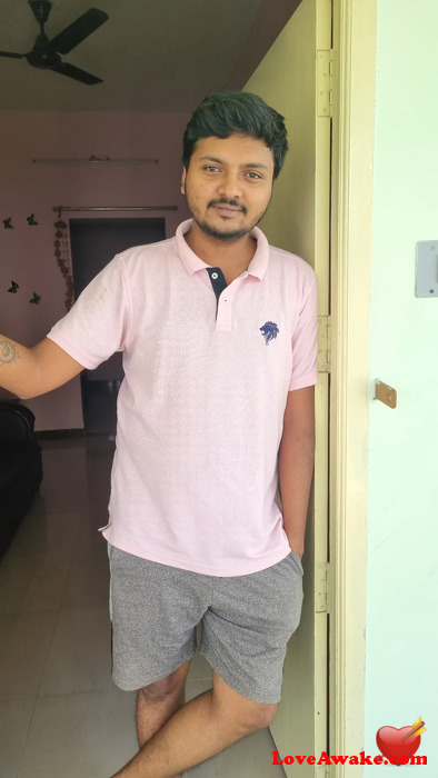 Narutozzz Indian Man from Chennai (ex Madras)
