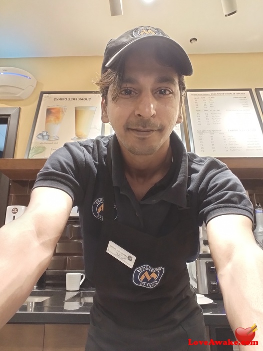 IamShaikh UAE Man from Abu Dhabi