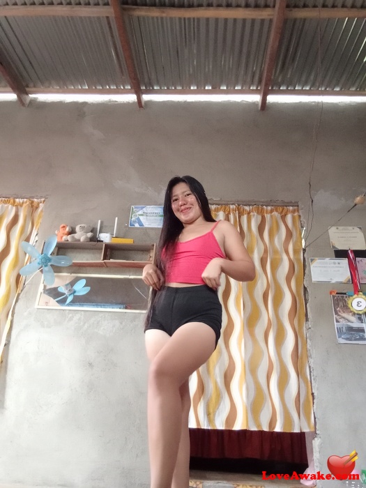 PeArL1999 Filipina Woman from Escalante