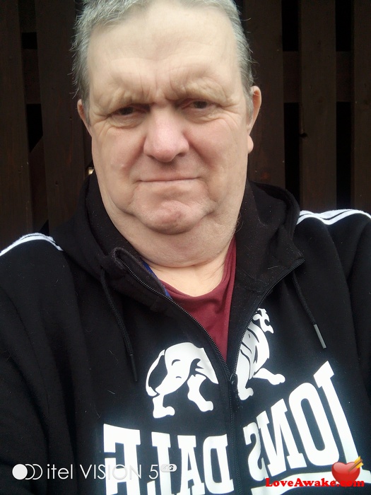Busman59 UK Man from West Molesey