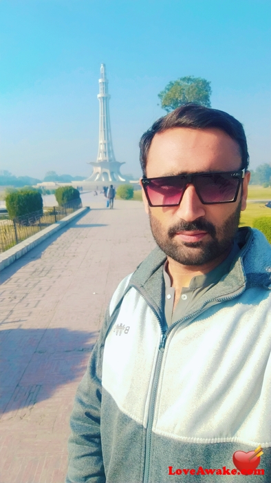 sattar12 Pakistani Man from Karachi