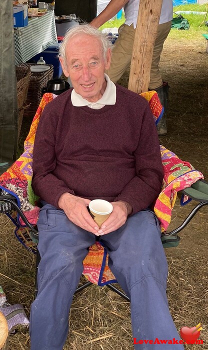 wildandfree4u UK Man from Westerham