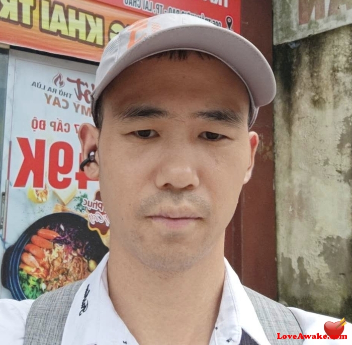 ZhangWanChun Chinese Man from Nanchang