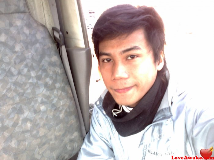 elad25i Filipina Man from Makati
