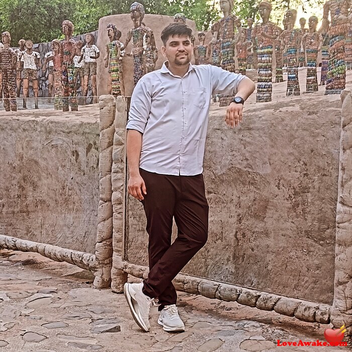 Ervinay Indian Man from Zirakpur