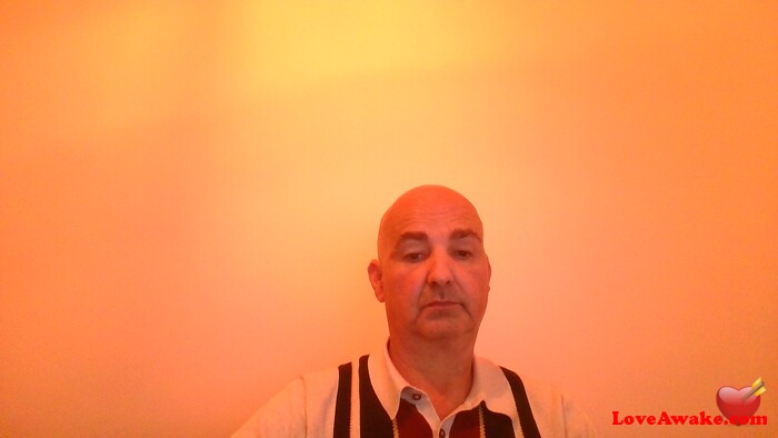 EstateAgent UK Man from Bury