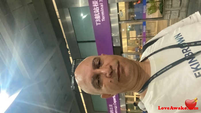 Traveler2025 Kuwaiti Man from As Salimiyah
