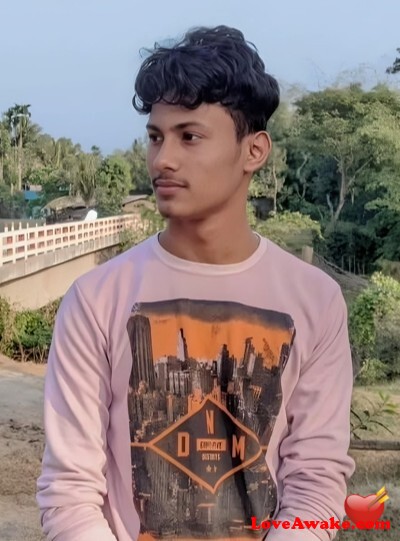 PD1234 Bangladeshi Man from Chittagong