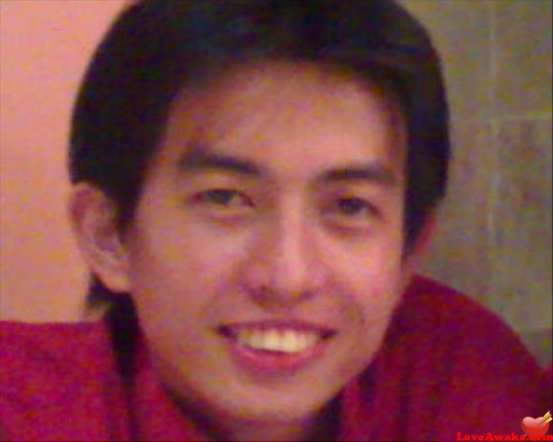 denzgo Filipina Man from Pasay, Luzon