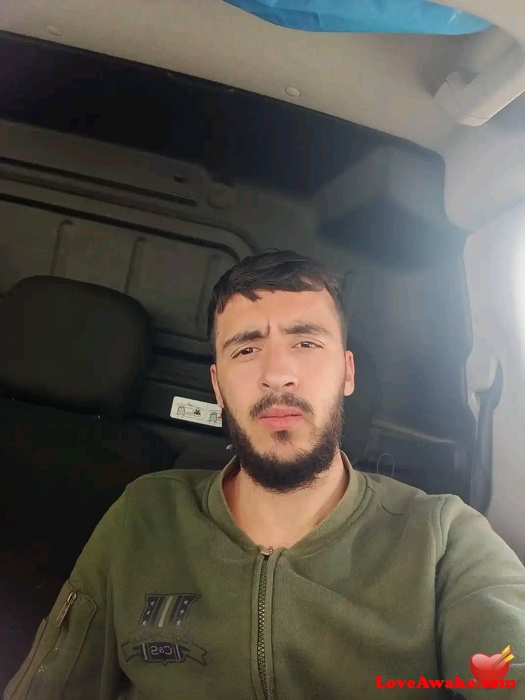Younes4k Algerian Man from Alger (Algiers)