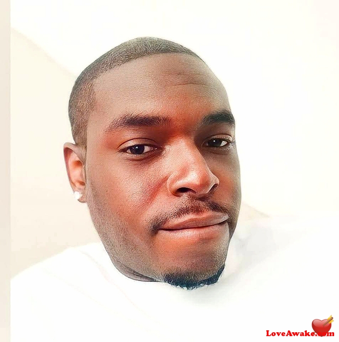 Troy117 Bahamian Man from Nassau