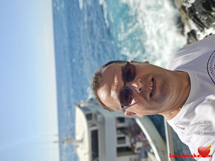 dandanny17 Romanian Man from Bucharest = Bucuresti