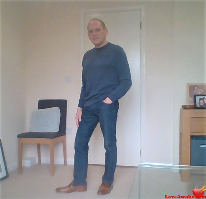 stuart930 UK Man from London