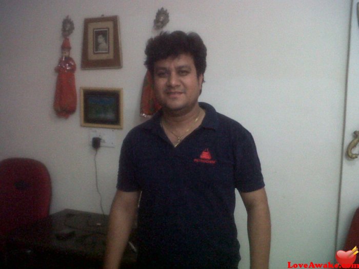 Raj--Raj Indian Man from Gandhidham