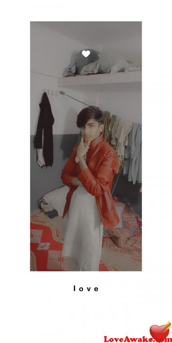 Cute01v Pakistani Man from Bahawalpur