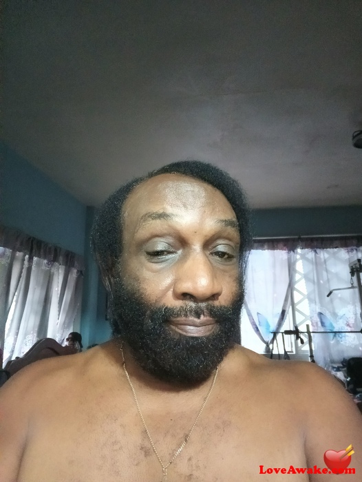JTHIEL Filipina Man from Davao, Mindanao