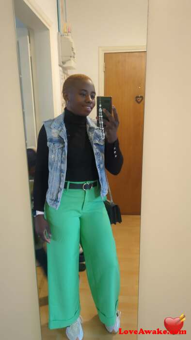 Aishat1997 French Woman from Rodez