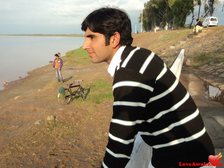 shahkot Pakistani Man from Sialkot