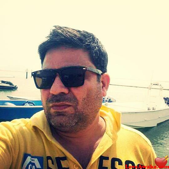 Farhadqatar Indian Man from New Delhi