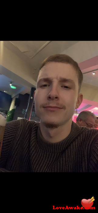 Alistair2001 UK Man from Luton