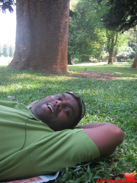 Priyadar Sri Lankan Man from Colombo