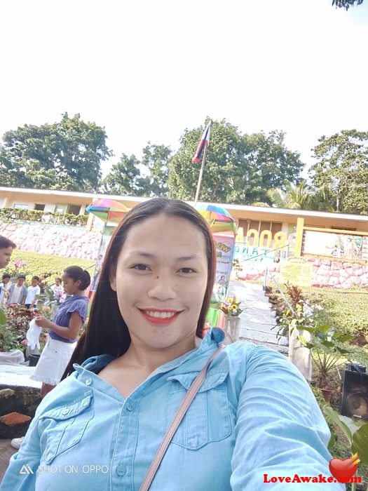 Kheolenmaxine Filipina Woman from Tangub