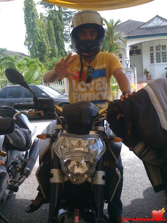 aj17 Malaysian Man from Sungai Petani