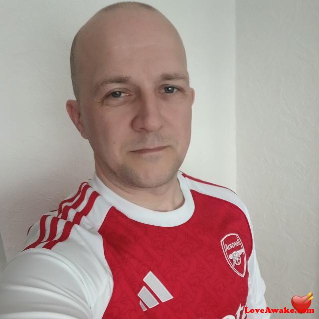 DeeMoon83 UK Man from Carrickfergus