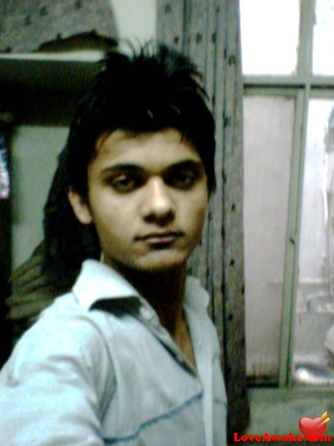 ronnie1991 Pakistani Man from Lahore