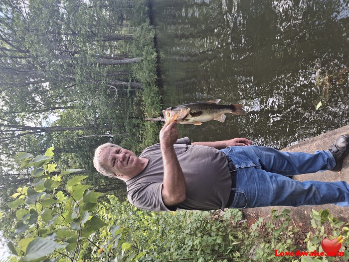 southietech21 American Man from Rochester