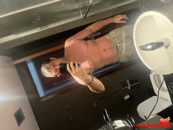Zqpperz2000 UK Man from Carmarthen