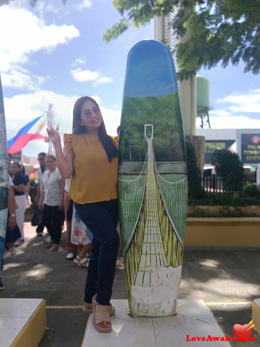 CarolVenice Filipina Woman from Angeles