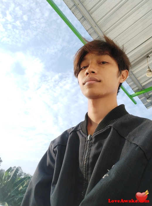 97kotodama Indonesian Man from Tuban, Jv