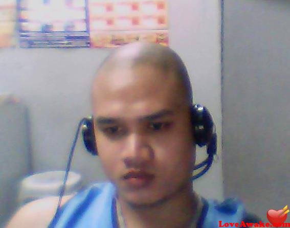 aero8717 Filipina Man from Makati