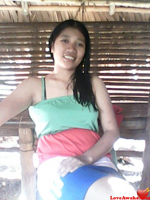 turning24 Filipina Woman from Laoag, Luzon