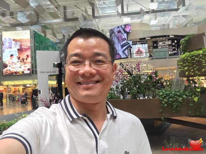 wangxiuing49 American Man from San Francisco