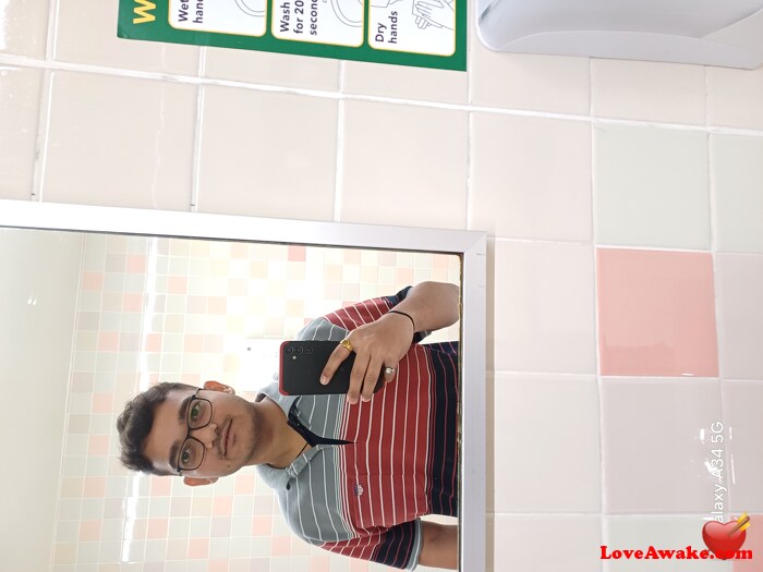 Kp-27 Canadian Man from London