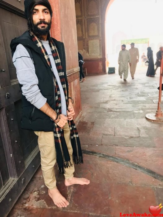 chmaan007 Pakistani Man from Mandi Bahauddin