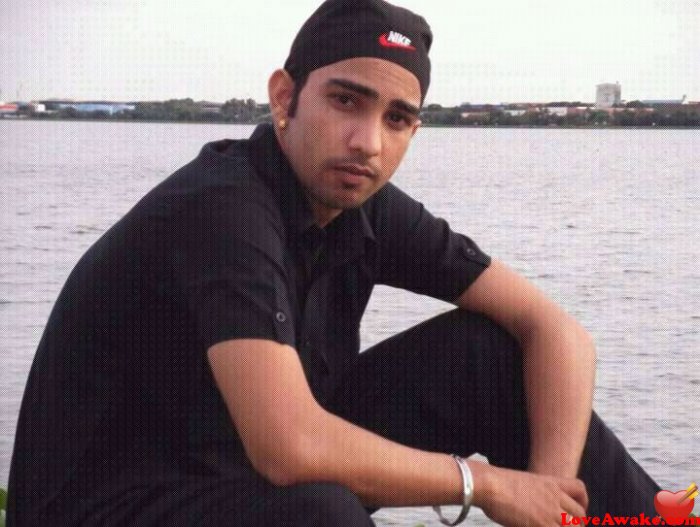 Sidhu009 Singapore Man from Singapore