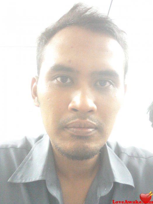 amsyari Singapore Man from Woodlands