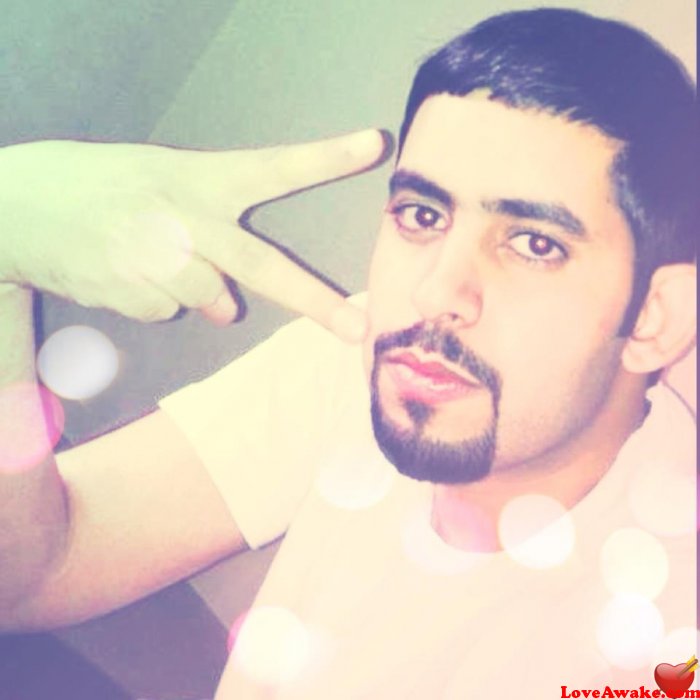 Yun9s Kuwaiti Man from As Salimiyah