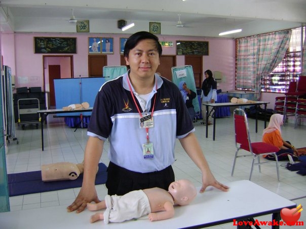 lauxiong Malaysian Man from Temerloh