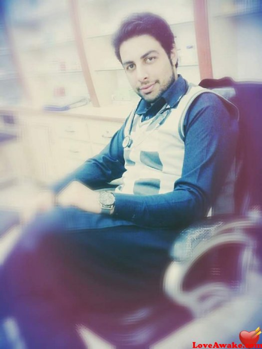 Harriskhan85 Pakistani Man from Peshawar
