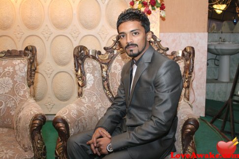 loveguru19 Pakistani Man from Karachi