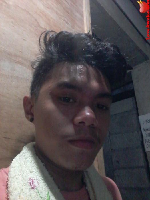 JDave01 Filipina Man from Cebu