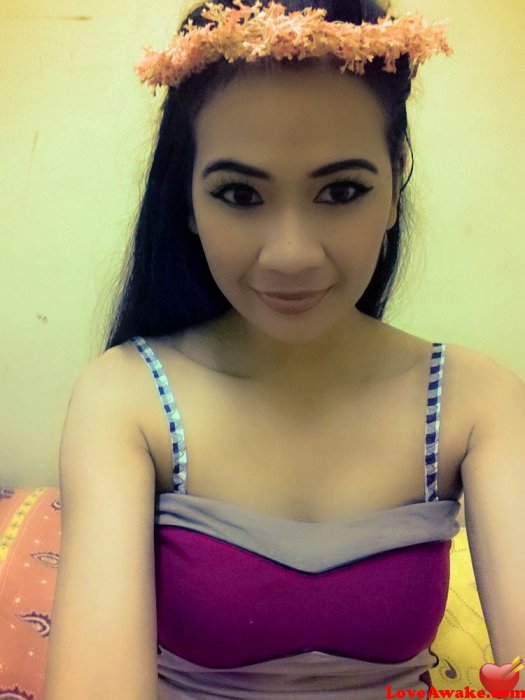 icah30 Filipina Woman from Manila