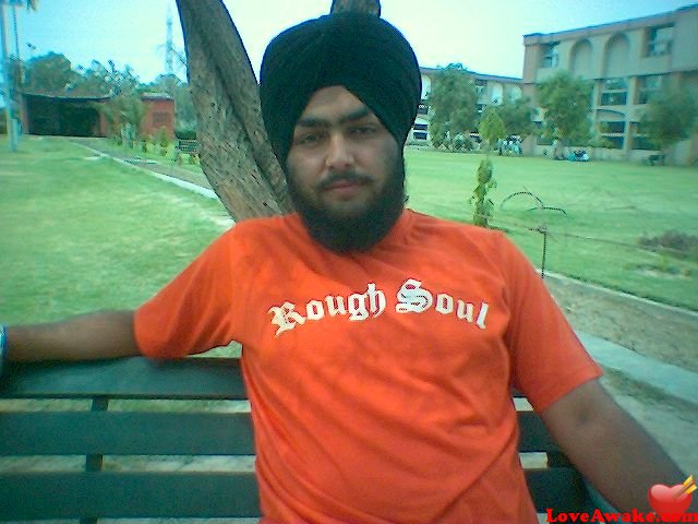 DEEPS488 Indian Man from Chandigarh